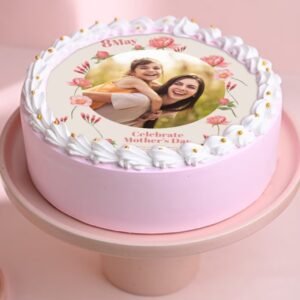 Personalized Keepsake Moments Cake for Mom, ideal for birthdays and special occasions, featuring custom designs and heartfelt messages.