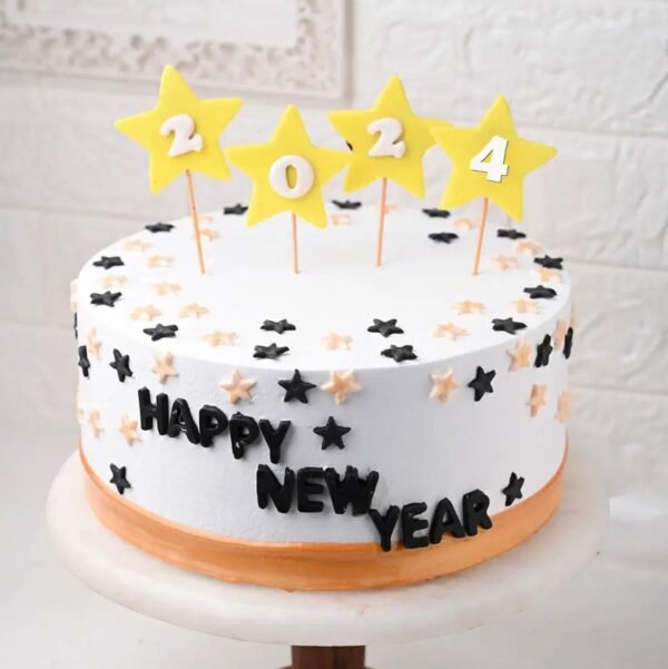 2024 New Year Cream Dream Cake – a smooth, creamy New Year cake perfect for adding elegance and sweetness to your festivities.