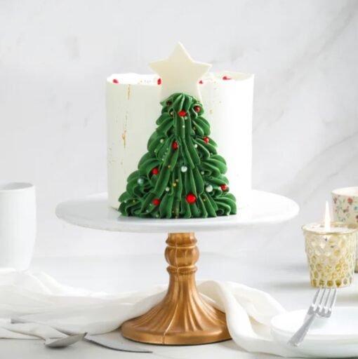 Festive Tree Cake – a holiday cake decorated as a Christmas tree, perfect for bringing seasonal cheer to festive celebrations.