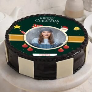 Joyful Christmas Photo Cake – a personalized cake with a festive holiday photo, ideal for celebrating Christmas with family and friends.